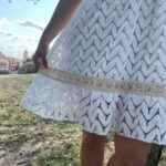 vestido corto blanco bordado trenza